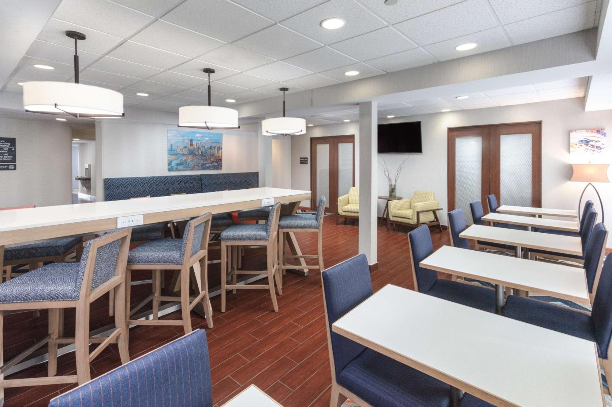 Hampton Inn Joliet/I-55 Exteriör bild